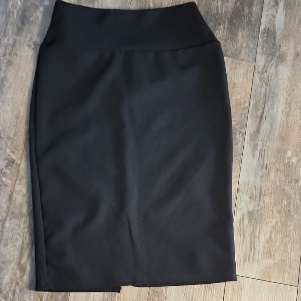 Chic Black Pencil Skirt